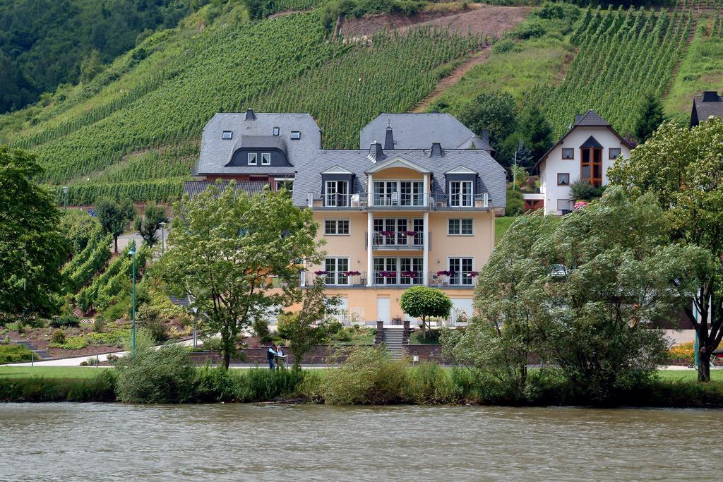 Residenz Moselstausee Sankt Aldegund Exterior photo